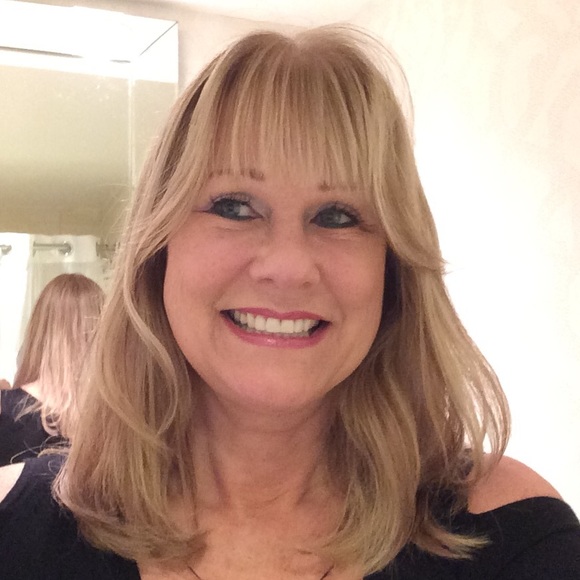Meet your Posher, Patricia - Picture 1 of 1